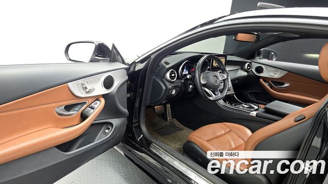 Mercedes-Benz C-Class C200 Coupe