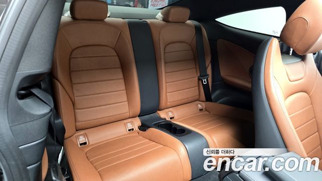 Mercedes-Benz C-Class C200 Coupe