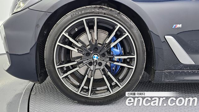 BMW 5-Series 520i M Sport