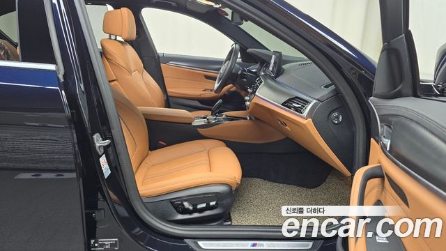 BMW 5-Series 520i M Sport