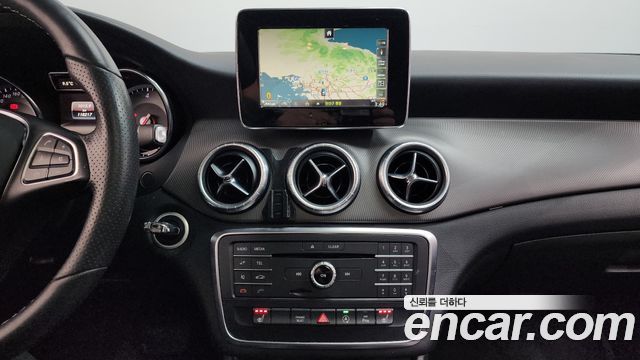 Mercedes-Benz CLA-Class CLA200 d