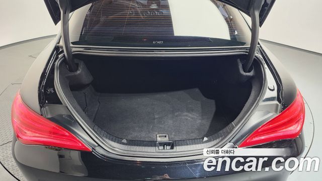 Mercedes-Benz CLA-Class CLA200 d