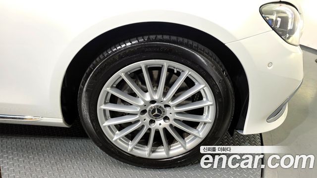 Mercedes-Benz E-Class E250 Exclusive