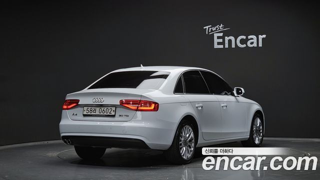 Audi A4 30 TDI Dynamic