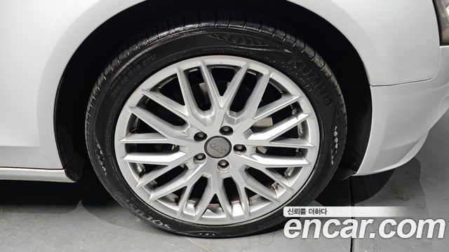 Audi A4 30 TDI Dynamic