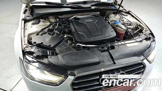 Audi A4 30 TDI Dynamic