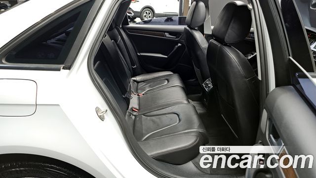 Audi A4 30 TDI Dynamic
