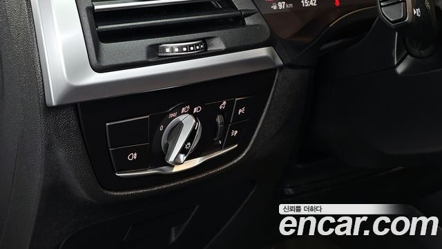 BMW X3 xDrive 20i