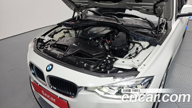 BMW 3-Series 320d