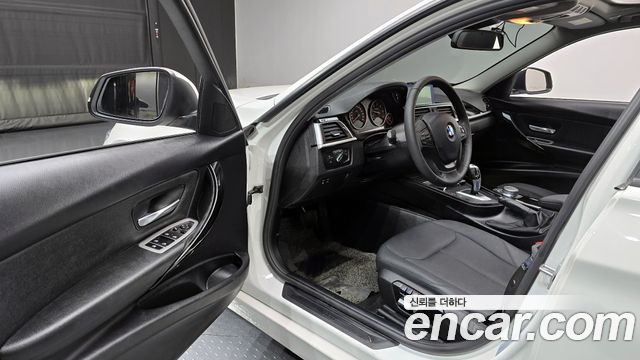 BMW 3-Series 320d