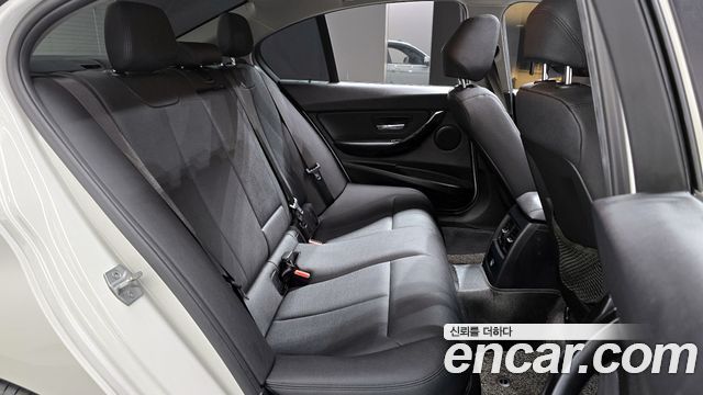 BMW 3-Series 320d