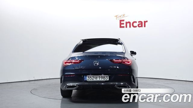 Mercedes-Benz CLA-Class CLA250 4MATIC