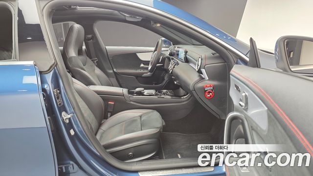 Mercedes-Benz CLA-Class CLA250 4MATIC