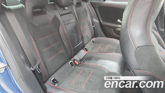 Mercedes-Benz CLA-Class CLA250 4MATIC