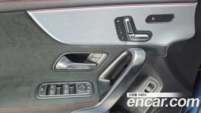 Mercedes-Benz CLA-Class CLA250 4MATIC