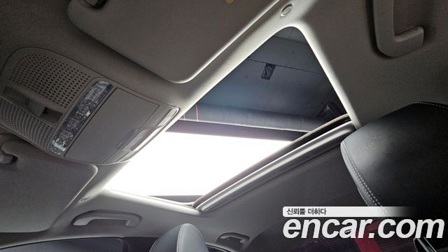 Mercedes-Benz E-Class E300 4MATIC Exclusive