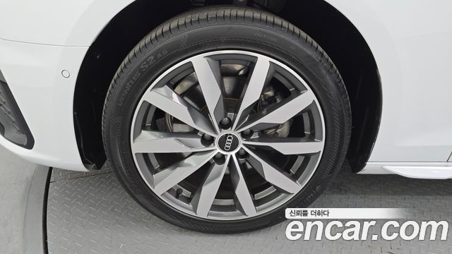Audi A4 40 TFSI Premium