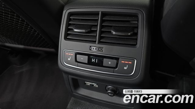 Audi A4 40 TFSI Premium