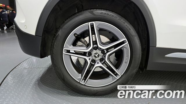 Mercedes-Benz GLA-Class GLA250 4MATIC
