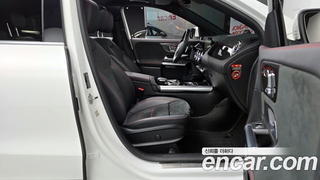 Mercedes-Benz GLA-Class GLA250 4MATIC