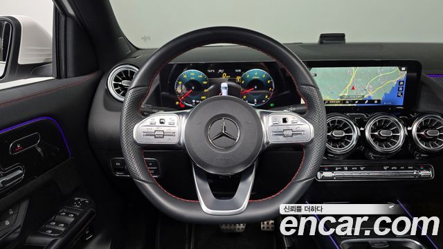 Mercedes-Benz GLA-Class GLA250 4MATIC