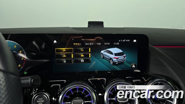 Mercedes-Benz GLA-Class GLA250 4MATIC