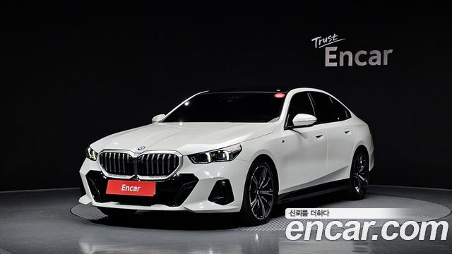 BMW 5-Series 530i xDrive M Sport
