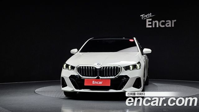 BMW 5-Series 530i xDrive M Sport