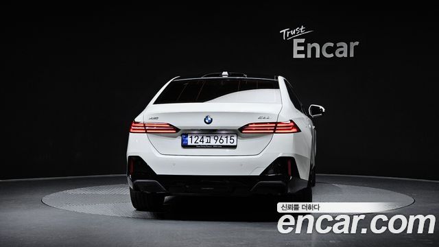 BMW 5-Series 530i xDrive M Sport