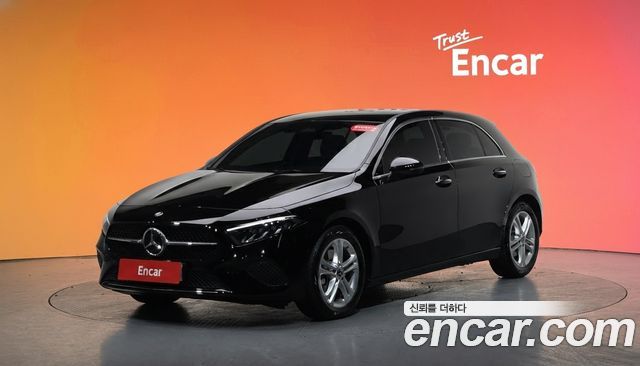 Mercedes-Benz A-Class A220 Hatchback