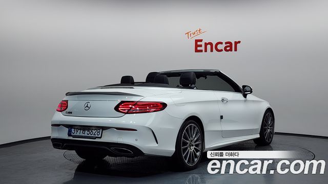 Mercedes-Benz C-Class C200 Cabriolet