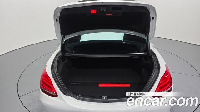 Mercedes-Benz C-Class C350e