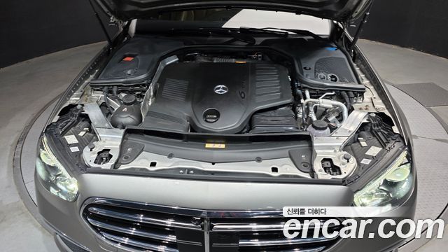 Mercedes-Benz E-Class E450 4MATIC Exclusive