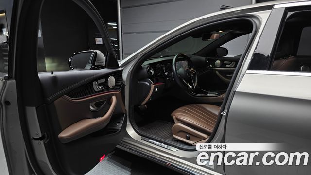 Mercedes-Benz E-Class E450 4MATIC Exclusive