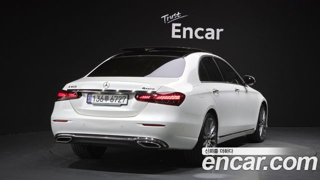 Mercedes-Benz E-Class E450 4MATIC Exclusive