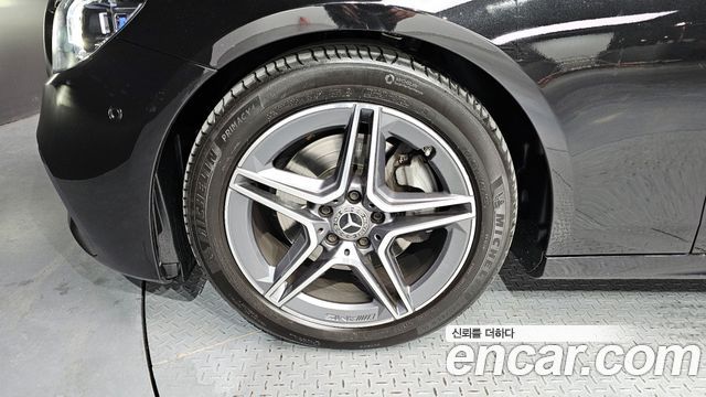 Mercedes-Benz E-Class E250 AMG Line