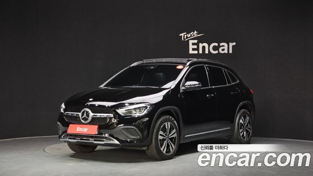 Mercedes-Benz GLA-Class GLA220