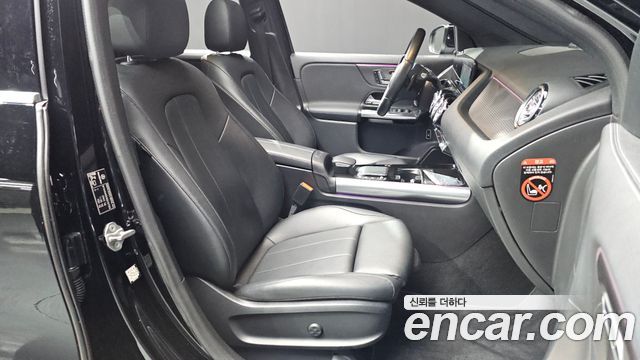 Mercedes-Benz GLA-Class GLA220