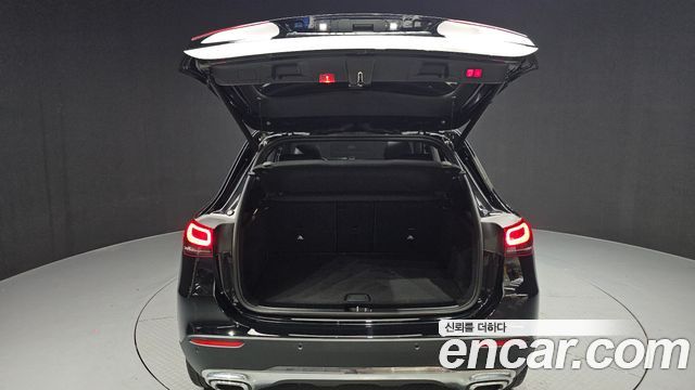 Mercedes-Benz GLA-Class GLA220