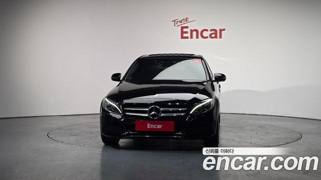 Mercedes-Benz C-Class C200 Avantgarde