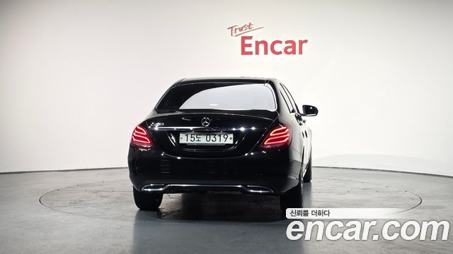 Mercedes-Benz C-Class C200 Avantgarde