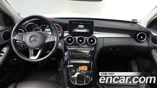 Mercedes-Benz C-Class C200 Avantgarde