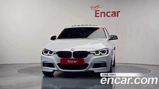 BMW 3-Series 320i M Sport Shadow