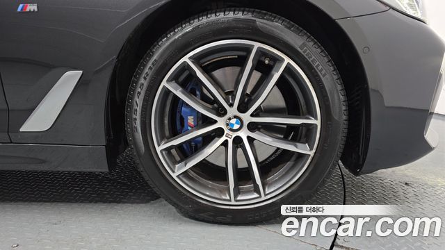 BMW 5-Series 520i M Sport