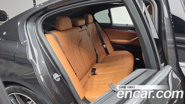 BMW 5-Series 520i M Sport