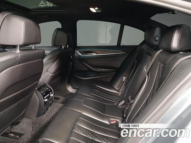 BMW 5-Series 520d xDrive M Sport Package Plus