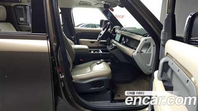 Land Rover Defender 110 D300 HSE