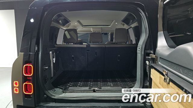 Land Rover Defender 110 D300 HSE