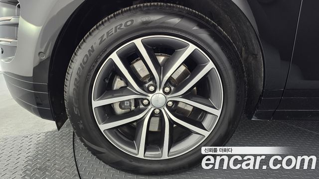 Land Rover Range Rover Evoque P250 Dynamic SE