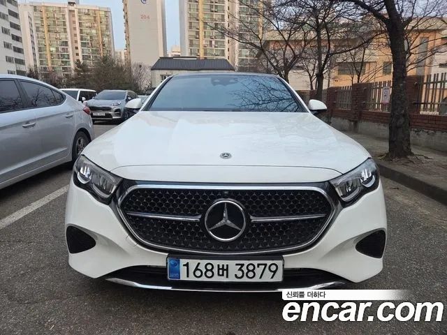 Mercedes-Benz E-Class E200 Avantgarde